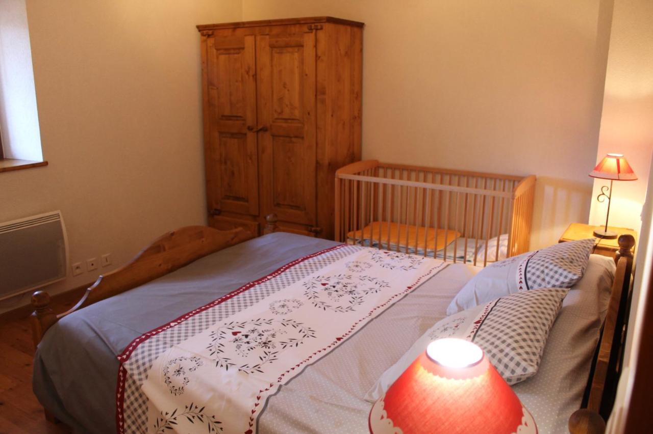 La Ferme De Sous-Lachat Samoens Bagian luar foto