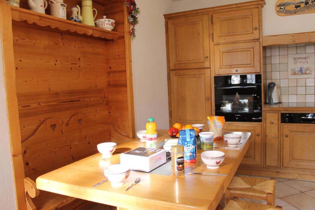 La Ferme De Sous-Lachat Samoens Bagian luar foto