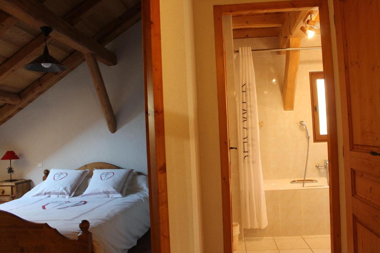 La Ferme De Sous-Lachat Samoens Bagian luar foto