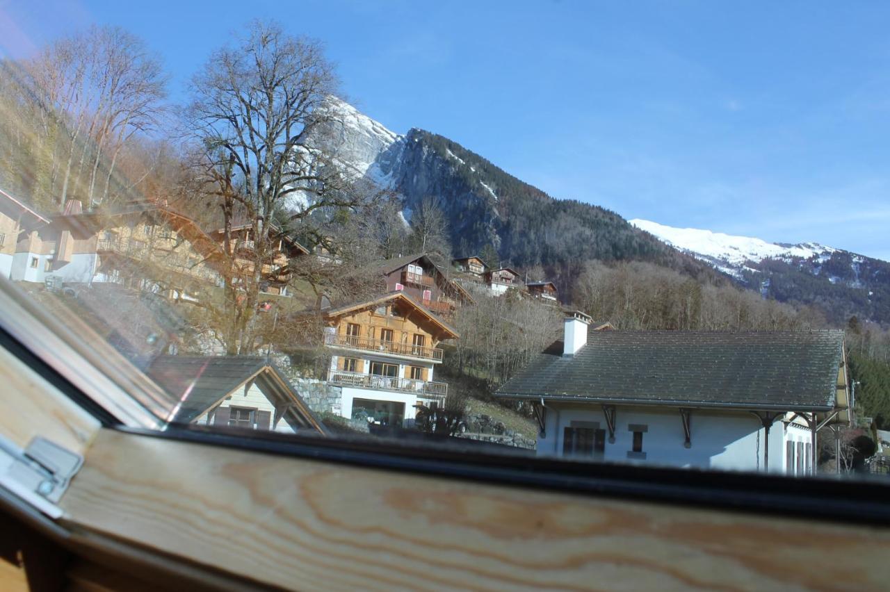 La Ferme De Sous-Lachat Samoens Bagian luar foto