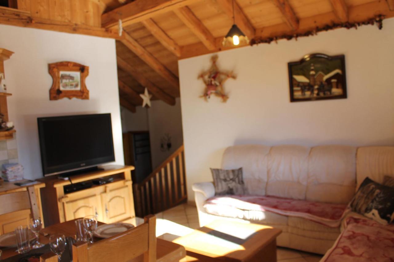 La Ferme De Sous-Lachat Samoens Bagian luar foto