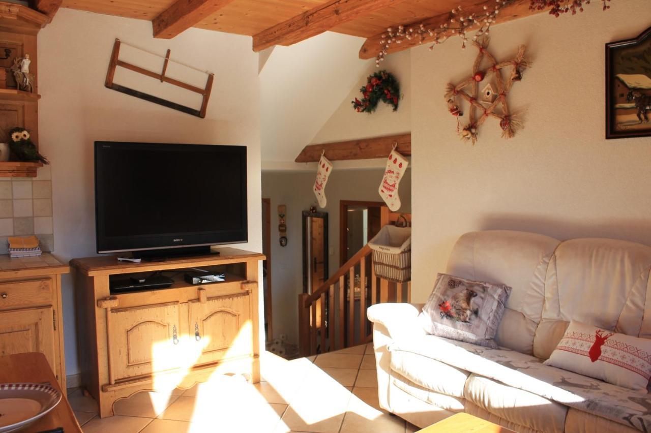 La Ferme De Sous-Lachat Samoens Bagian luar foto